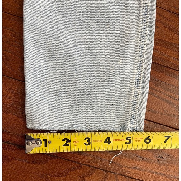 Hollister Ultra High Rise Mom Jeans Light Wash Distressed W24 L27 - Picture 11 of 16